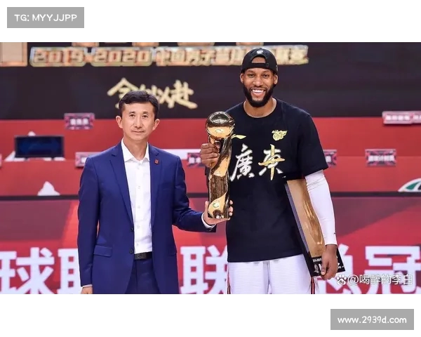 大腿拉伤依旧场均30+7 布朗FMVP含金量持续攀升